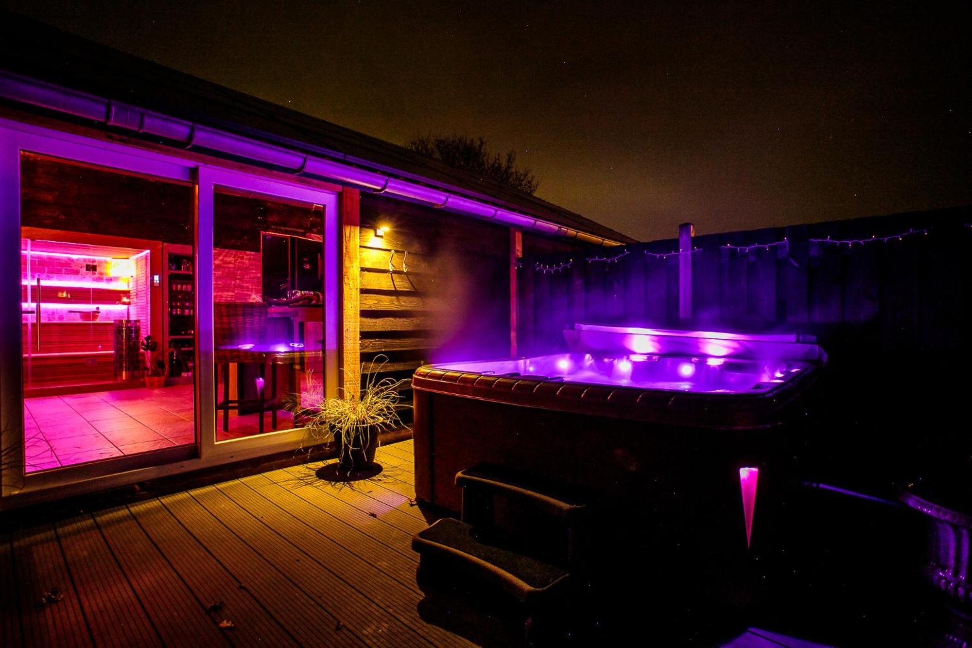 B&B En Wellness De Waalhoeve Angerlo Exterior photo